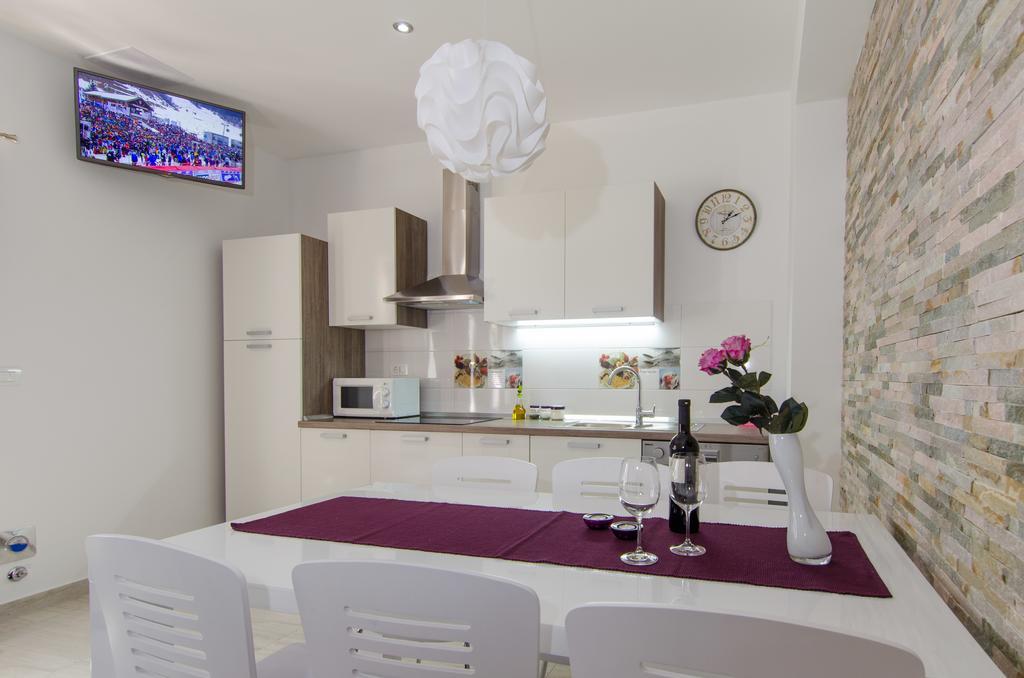 Apartment Carmen Trogir Zimmer foto
