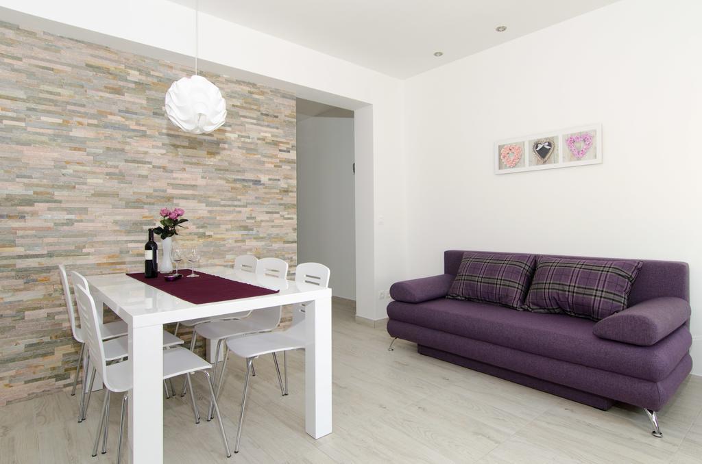 Apartment Carmen Trogir Zimmer foto